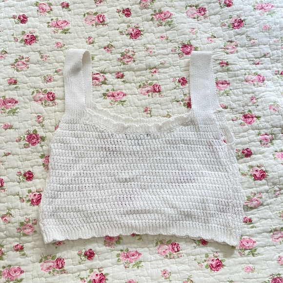 floral knit crop top - Picture 2 of 3